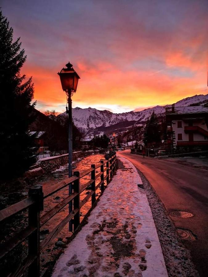Piccola Residenza Apartment Champoluc Luaran gambar