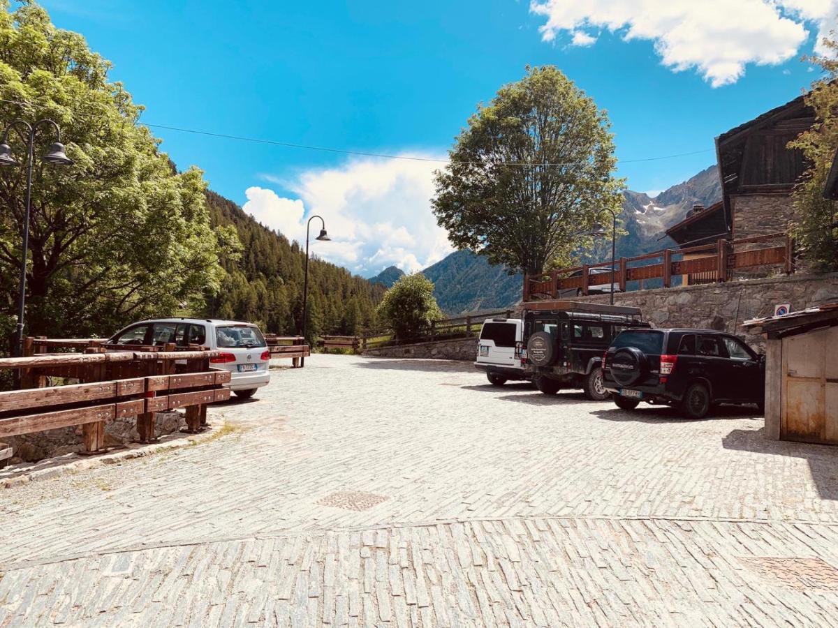 Piccola Residenza Apartment Champoluc Luaran gambar